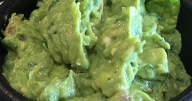 Náhled guacamole s ananasem